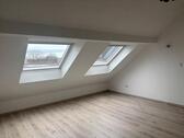 Foto - Sehr schöne DG-Wohnung 60 qm Neu Renoviert, Küche