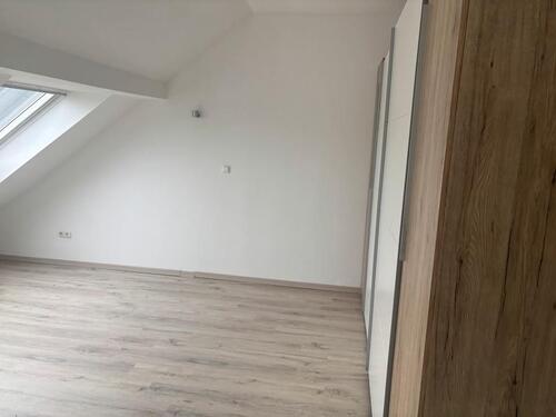 Foto - 2 Zimmer Dachgeschoßwohnung zur Miete in Mönchengladbach
