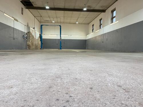 Foto - Großgarage Lagerhalle mit ca. 200 m² – ebenerdig –ab April 2026