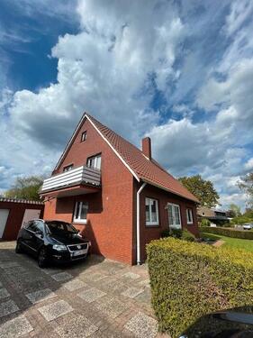 Foto - !! Dachgeschosswohnung mit Balkon am Untenende !!
