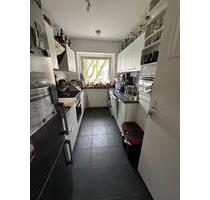 Übernahme der Einbauküche möglich - 2,5-Zimmer-Wohnung in Frankfurt-Eschersheim - Frankfurt am Main