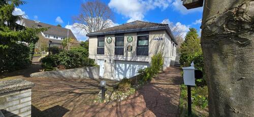 Foto - 6 Zimmer Einfamilienhaus zum Kaufen in Burgwedel