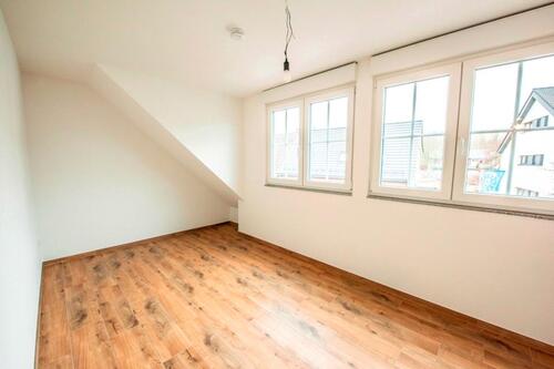 Foto - Dachgeschoßwohnung in Hürth zur Miete