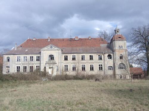 Foto - Idyllisches Schloßgebäude, mit lukrativem Konzept 01756654786