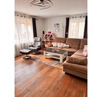 Eigentumswohnung - 345.000,00&nbsp;EUR Kaufpreis, ca.&nbsp; 95,00&nbsp;m&sup2; in Wolfschlugen (PLZ: 72649)