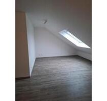 Wohnun 3 ZKB Dachgeschoss - 650,00 EUR Kaltmiete, ca.  80,00 m² in Saarlouis (PLZ: 66740)