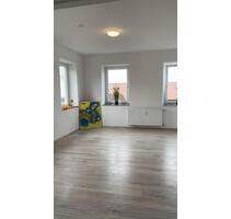 ***1 Zimmer sonnig hell mit eigenem Bad und kleiner Küchenzeile - Altenstadt