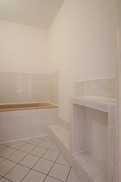 Foto - Erdgeschoßwohnung in Halle (Saale) zur Miete