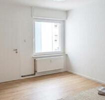 Frisch renovierte 2-Zimmer- Singlewohnung mit Balkon - Castrop-Rauxel