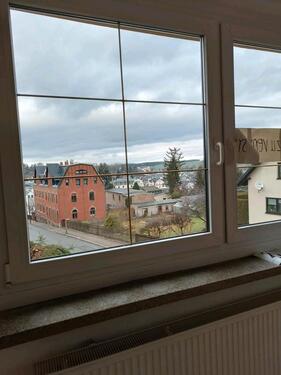 Foto - Helle 3 Raumwohnung mit Panoramafenster, Bad und WC getrennt