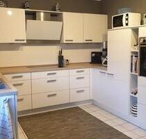 *** 3,5 ZW mit Balkon, EBK, neuen Bädern in Nidderau Ostheim