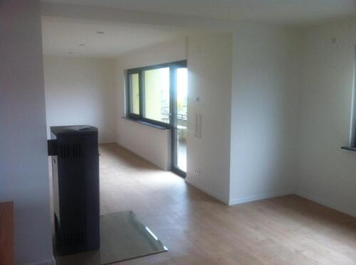 Foto - Exklusive 3,5-Zimmer-Wohnung mit großer Terrasse und EBK in Flein