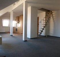 3,5 Zimmer DG Wohnung - 1.150,00 EUR Kaltmiete, ca.  84,00 m² in Ehningen (PLZ: 71139)