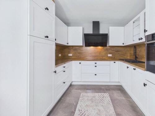 Foto - Helle 4-Zimmer-Wohnung mit 114 m², Balkon & Aufzug – modernisiert