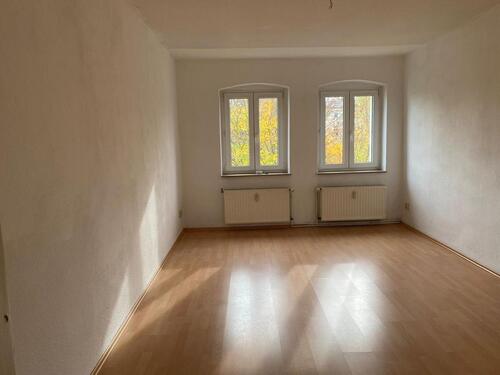 Foto - Helle 2- Zimmer-Wohnung - 330,00&nbsp;EUR Kaltmiete, ca.&nbsp; 67,00&nbsp;m&sup2;