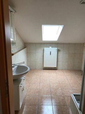 Foto - 2 Zimmer Dachgeschoßwohnung zur Miete in Straßkirchen
