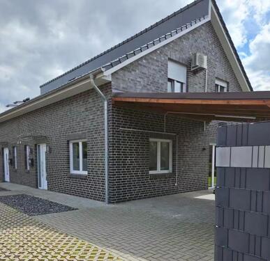 Foto - Moderne Doppelhaushälfte in Rastede zu vermieten