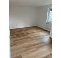 Frisch renovierte 2,5 Zimmer-Wohnung mit Balkon| Essen Katernberg