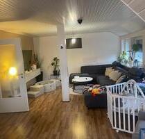Großzügige 4-Zimmer Wohnung mit Garten - Bücken