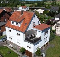 Zweifamilienhaus in ruhiger Lage von HombergHolzhausen privat - Homberg (Efze)