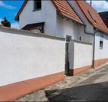 Kleines charmantes Eigenheim - 218.000,00 EUR Kaufpreis, in Essingen (PLZ: 76879)