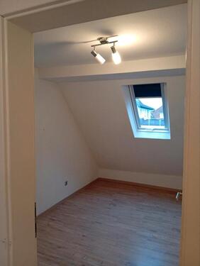 Foto - 3 Zimmer Dachgeschoßwohnung in Frickenhausen