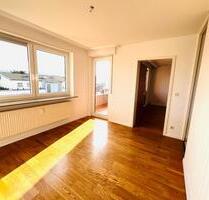 Sonnige 2,5 Zimmer Wohnung in Leonberg ab sofort zu vermieten