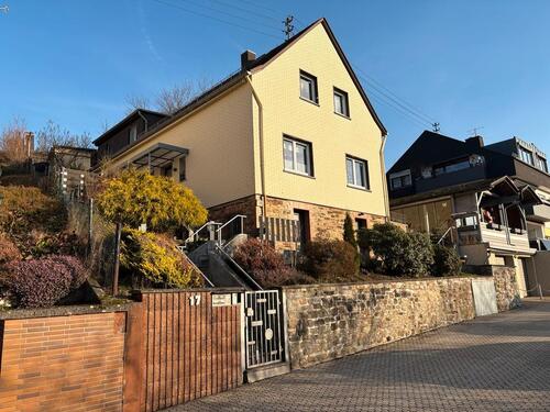 Foto - Einfamilienhaus zum Kaufen in Fachbach