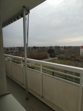 Foto - 3-Raumwohnung in Leipzig-Grünau mit Balkon & Blick ins Grüne – ab sofort verfügbar