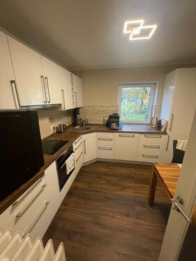 Foto - Hochwertig renovierte 3-Zimmer-Wohnung in ruhiger Wohnlage