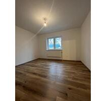 2-ZKB-Erdgeschosswohnung mit Terrasse & Garten in Bockhornerfeld