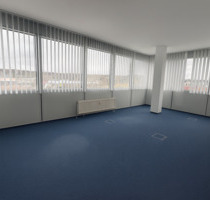 Flexible Büro- & Arbeitsräume in zentraler Lage - Frankfurt am Main Bergen-Enkheim