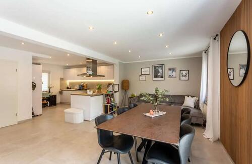 Foto - Reihenendhaus ( Quadrath Ichendorf )