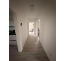 Wohnung in 59439 Holzwickede - 850,00 EUR Kaltmiete, ca.  85,00 m² in Holzwickede (PLZ: 59439)