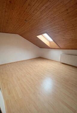 Foto - 3 Zimmer Dachgeschoßwohnung zur Miete in Obersulm