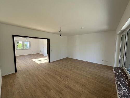 Foto - Schwebheim Erstbezug Erdgeschoß 5 Zimmer Wohnung EG Garten