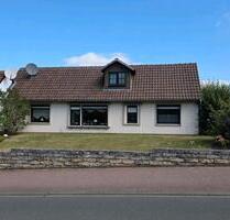 Ansprechendes Einfamilienhaus - 340.000,00&nbsp;EUR Kaufpreis, ca.&nbsp; 150,00&nbsp;m&sup2; in Bad Arolsen (PLZ: 34454)