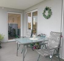 Jockgrim: Lage und Aussicht topp! 3-Zi.-Whg. mit Balkon, Garage, Stellplatz