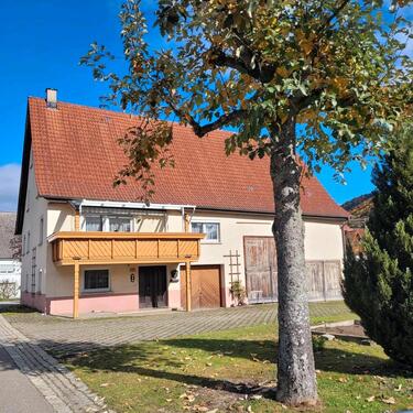 Foto - Bauernhaus in 72362 Nusplingen - 135.000,00&nbsp;EUR Kaufpreis, ca.&nbsp; 90,00&nbsp;m&sup2;