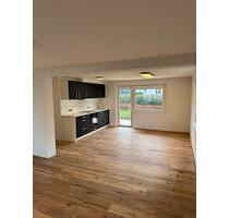 Erstbezug nach Kernsanierung: 3-Zimmer Wohnung mit Balkon - Walzbachtal