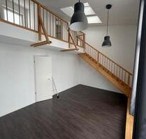 Attraktive 2,5-Zimmer-Maisonettewohnung mit Balkon in zentraler & - Meerbusch