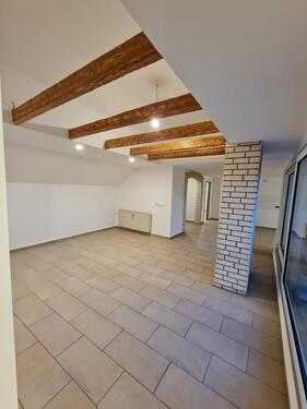 Foto - Schöne Dachgeschosswohnung 93,47 m2 1200€ Warm Duisburg Walsum