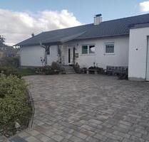 Bungalow, Einfamilienhaus in Crailsheim - Tiefenbach