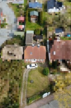 Foto - Haus mit Garten, Terrasse und Werkstatt Zentral