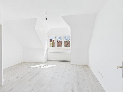 Foto - Frisch saniert & sofort frei: 2-Zimmer Wohnung & großer Bühne in Schwäbisch Hall