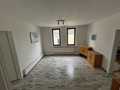 Foto - 2,5-Zimmer-Wohnung - Teilmöbliert!