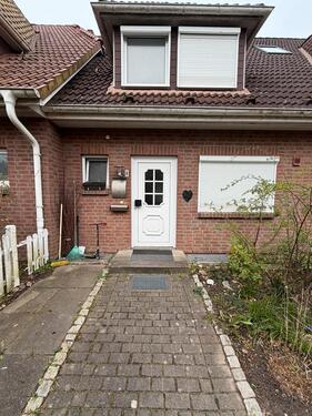 Foto - 4 Zimmer Reihenhaus zur Miete in Klein Offenseth-Sparrieshoop