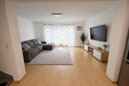 Foto - 4 Zimmer Reihenhaus in Klein Offenseth-Sparrieshoop