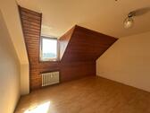 Foto - 2,5 Zimmer Dachgeschoss Wohnung mit Küche in Krefeld