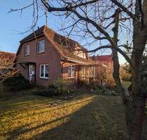 Freistehendes Einfamilienhaus mit Doppelgarage - Elmenhorst/Lichtenhagen